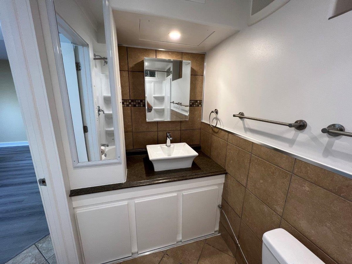 10336 77 Street Northwest - Photo 10