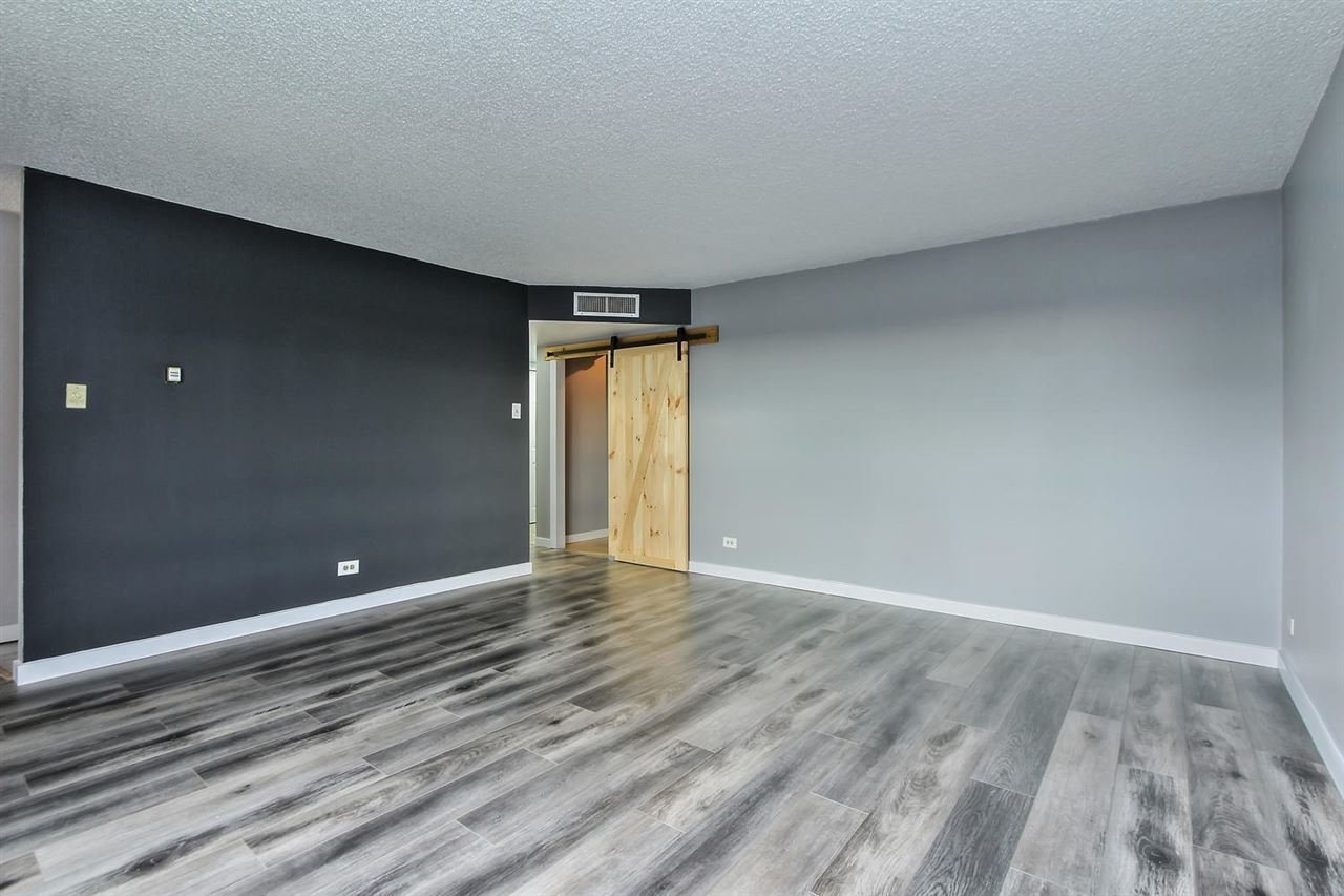 11027 87 Avenue Northwest - Photo 5