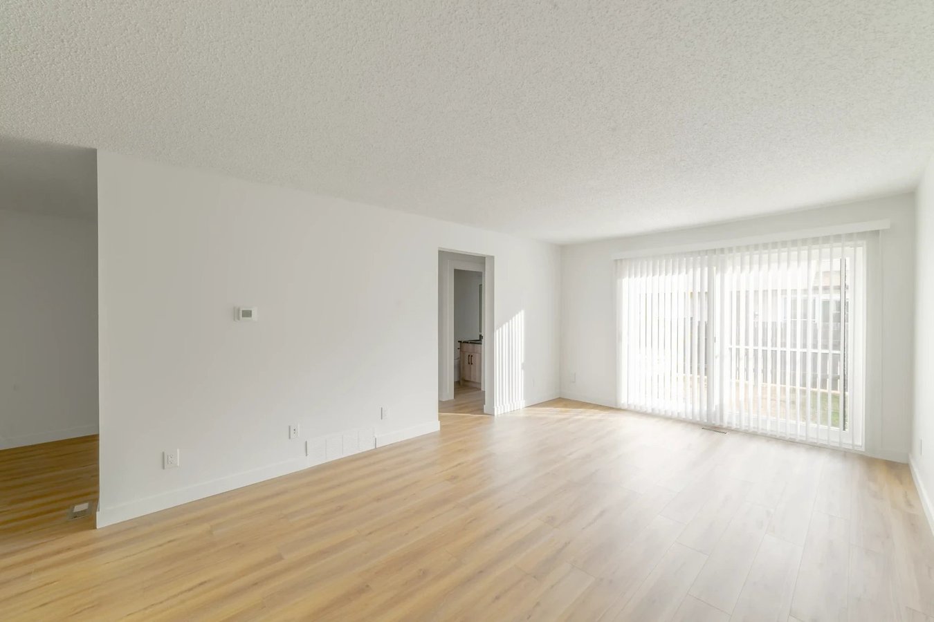 Huntington Townhomes - Photo 2