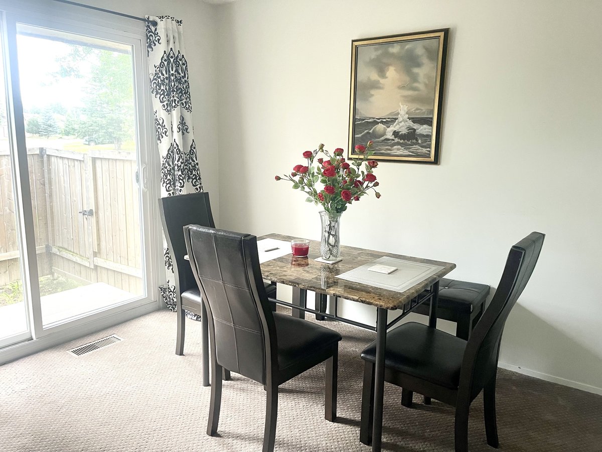 2772 105 Street Northwest - Photo 4