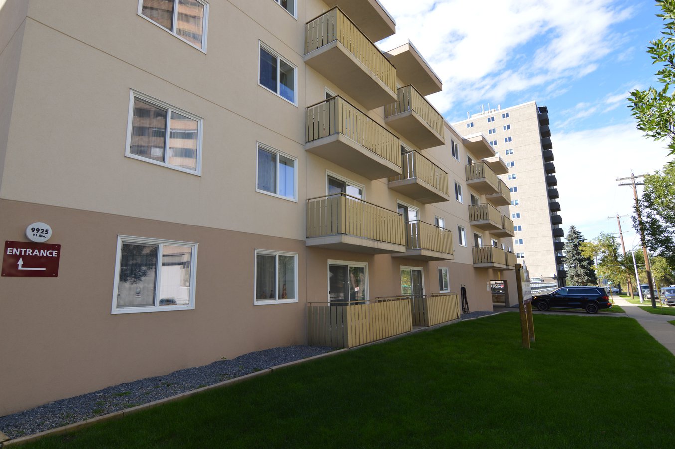 9925 91 Avenue Northwest - Photo 2