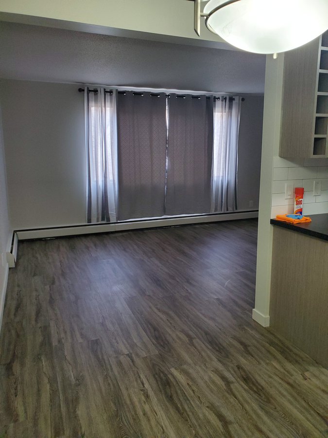 9620 156 Street Northwest - Photo 3