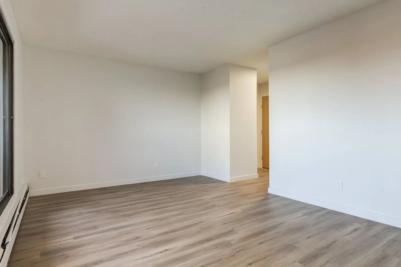 South Ridge Apartments - Photo 5