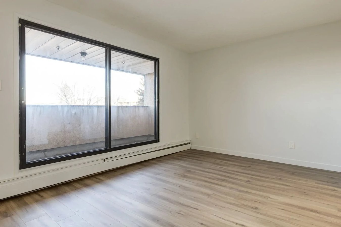 South Ridge Apartments - Photo 6