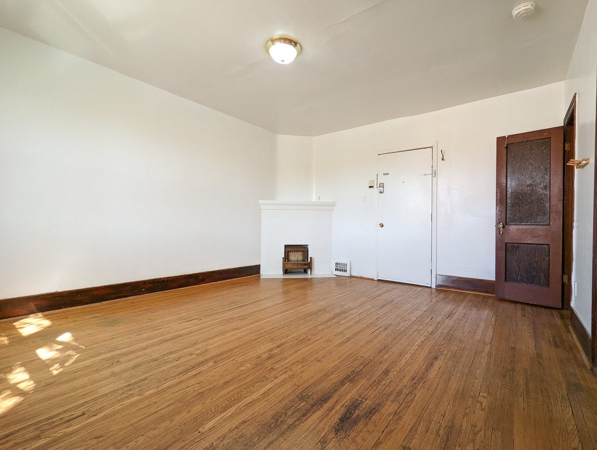 Rentals.ca Downtown Edmonton Apartments, Condos and Houses For Rent