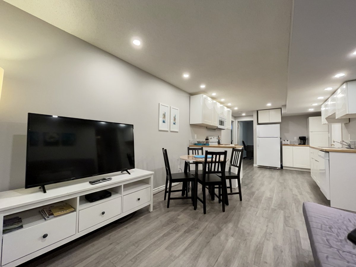 11603 44A Avenue Northwest - Photo 9