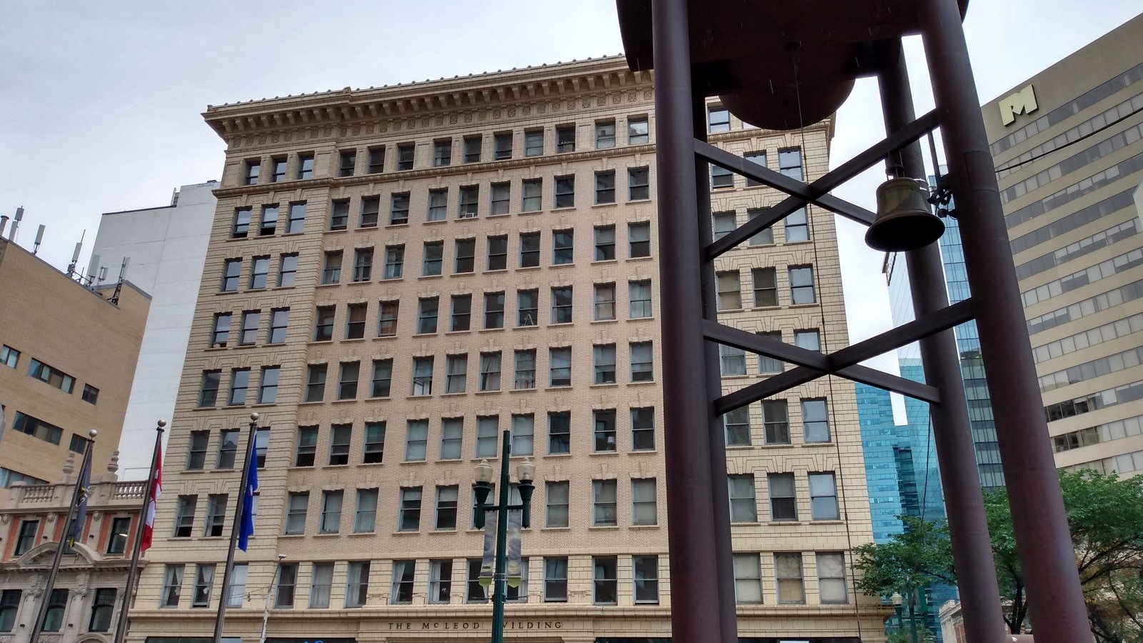 10134 100 Street Northwest - Photo 2