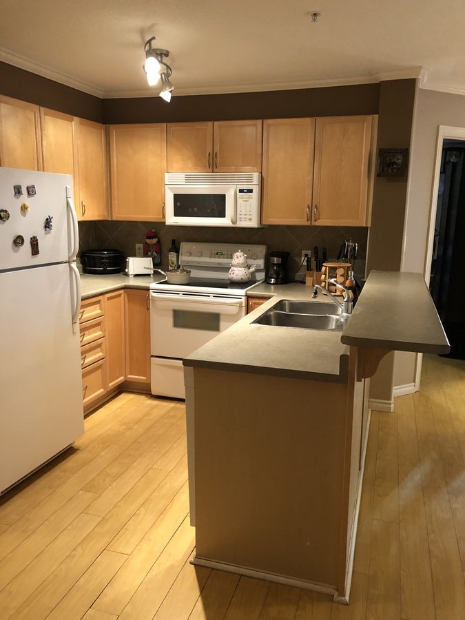 9938 104 Street Northwest - Photo 7