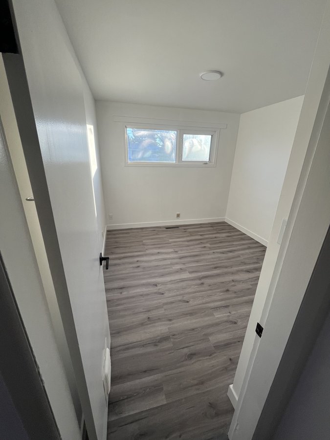 15610 93A Avenue Northwest - Photo 4