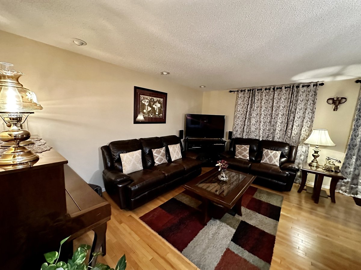 2333 Lemieux Place Northwest - Photo 15