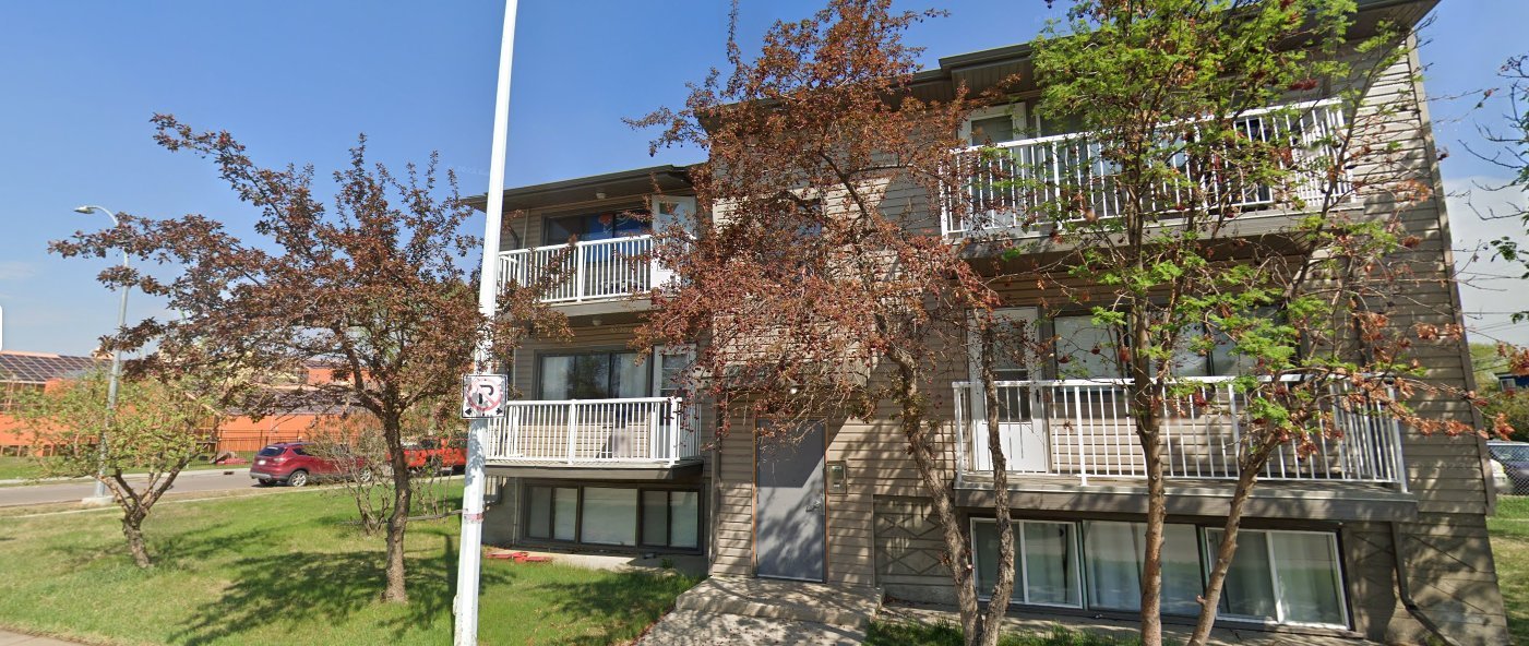 15430 100 Avenue Northwest - Photo 2