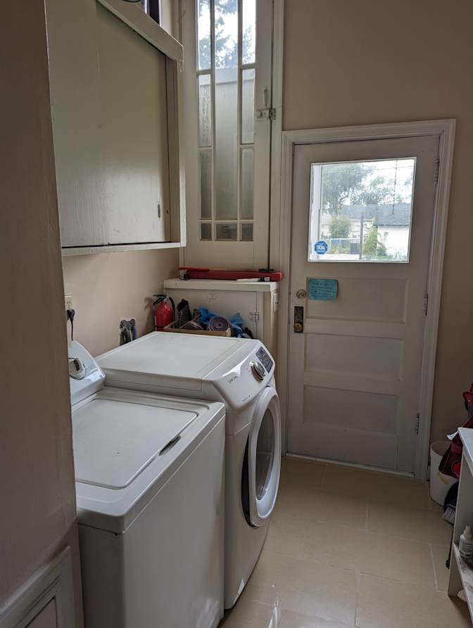 110 Street NW - Photo 4