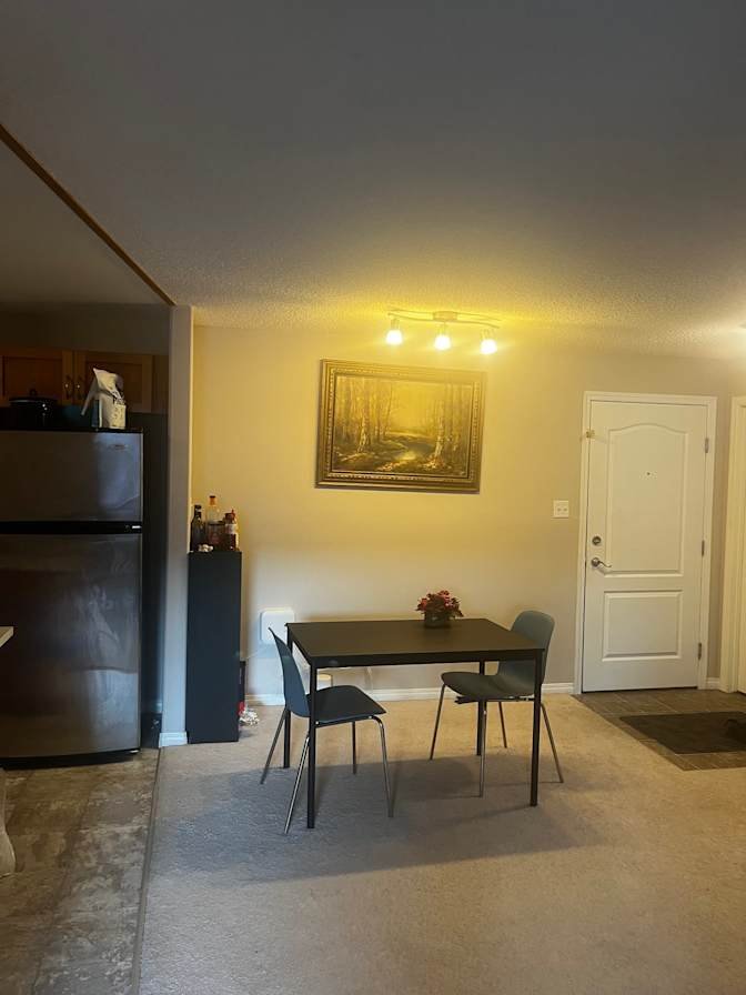 North Edmonton - Photo 2