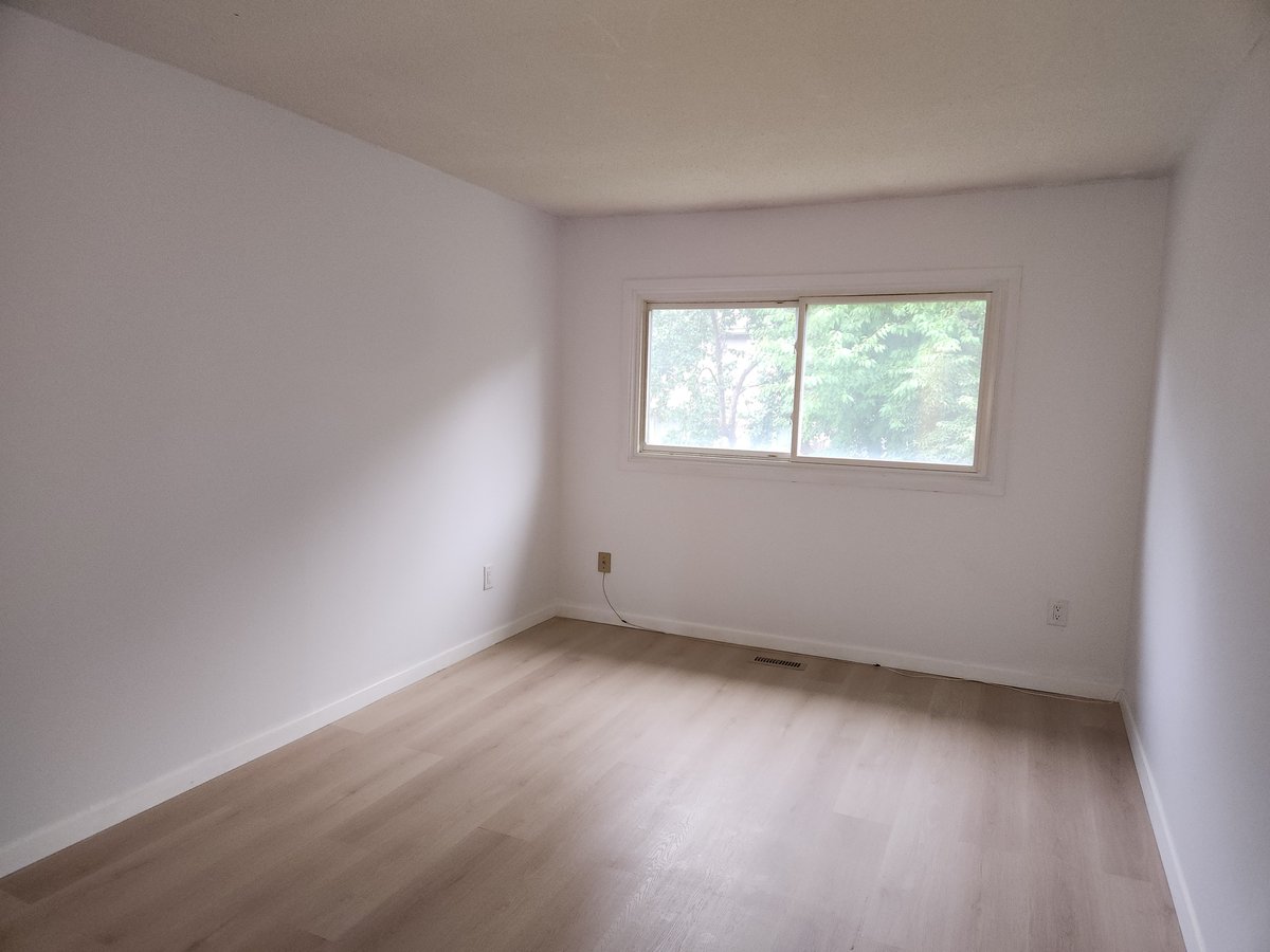3079 Fifth Line West - Photo 10