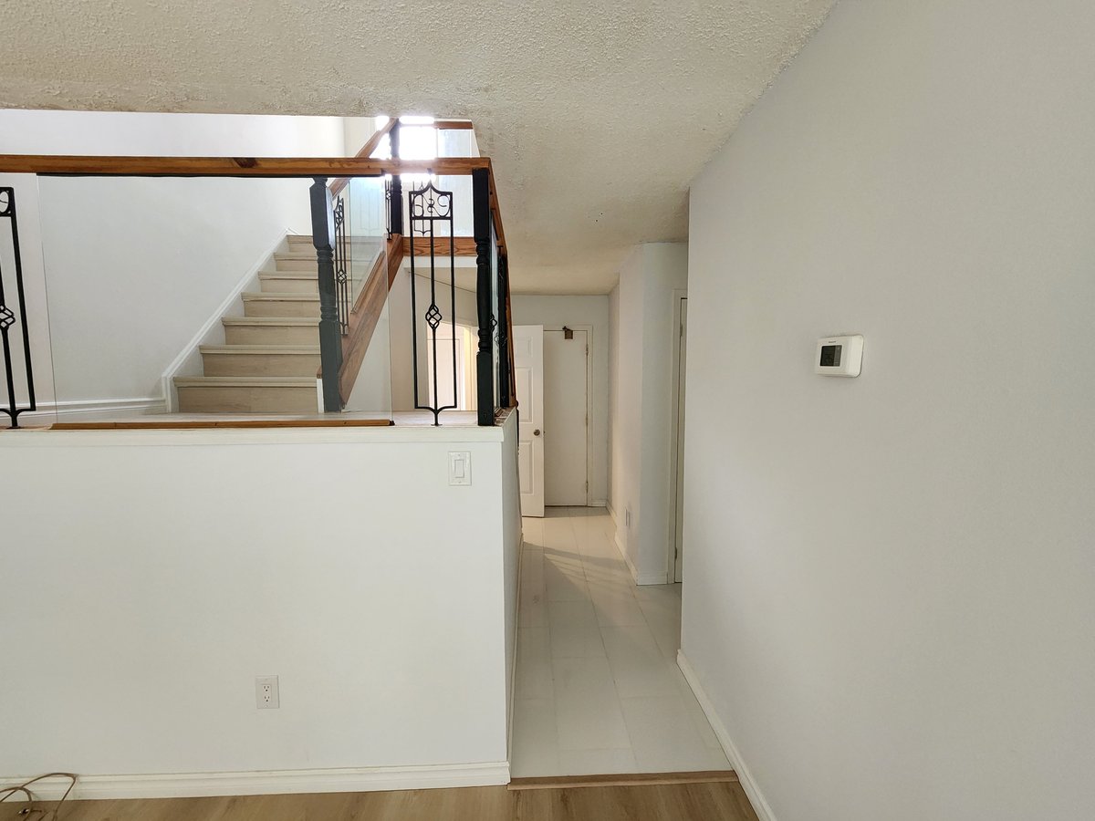 3079 Fifth Line West - Photo 11
