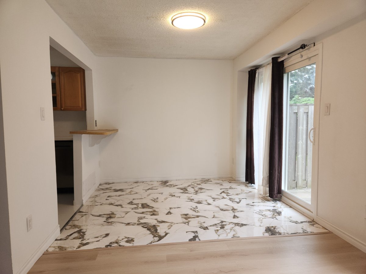 3079 Fifth Line West - Photo 18