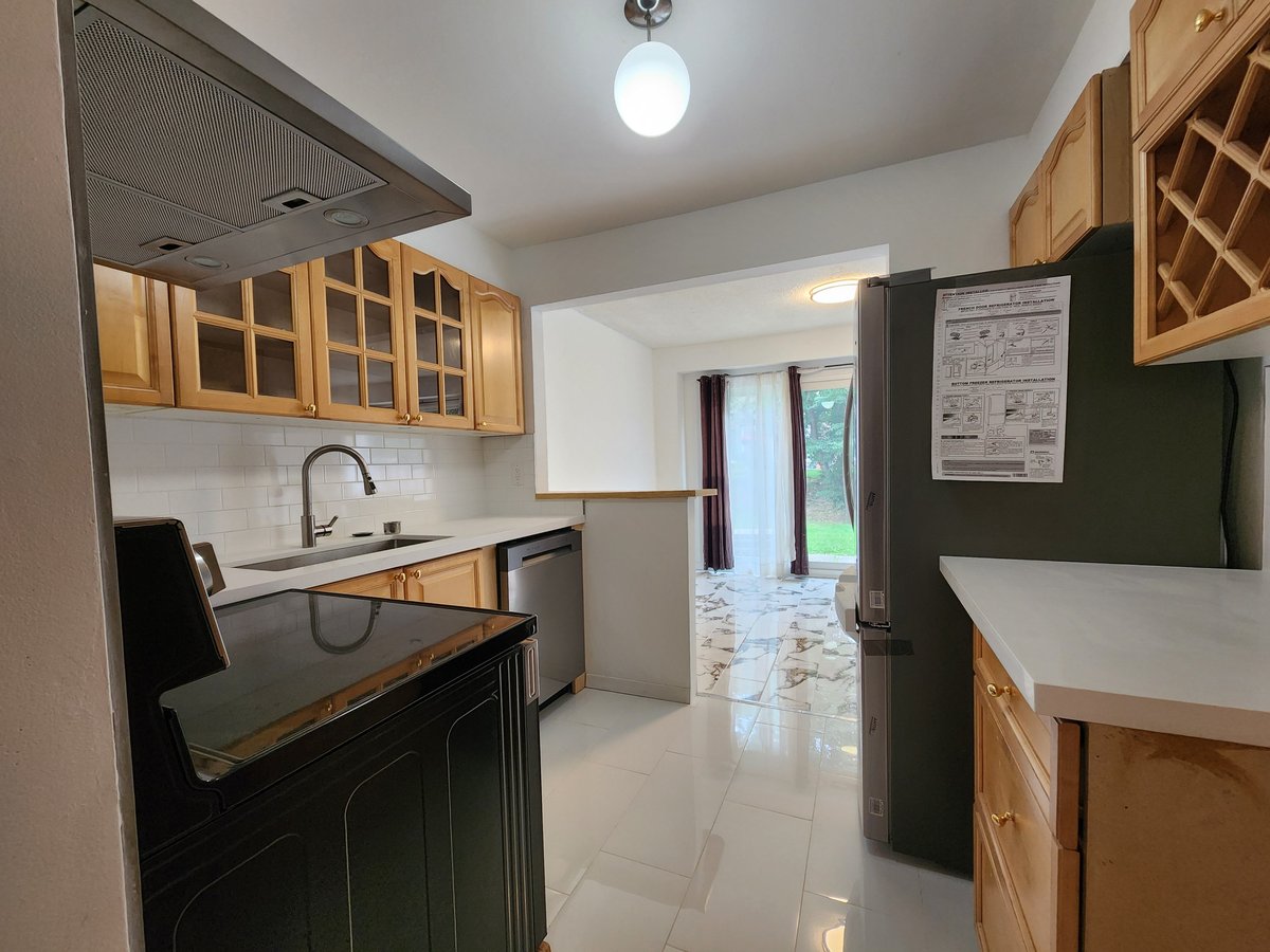 3079 Fifth Line West - Photo 5