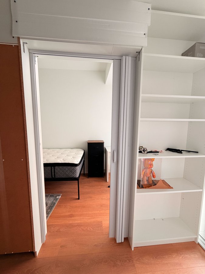 1037 The Queensway - Photo 5