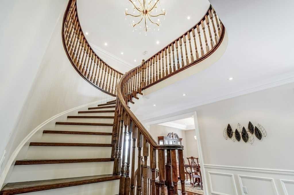 Roxaline Street - Photo 4