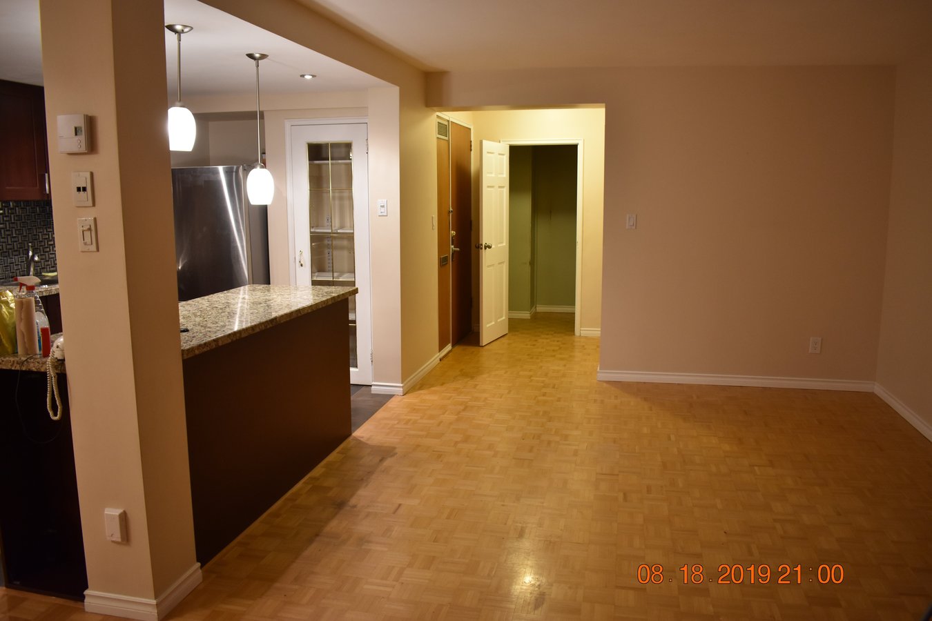 557 The East Mall - Photo 2