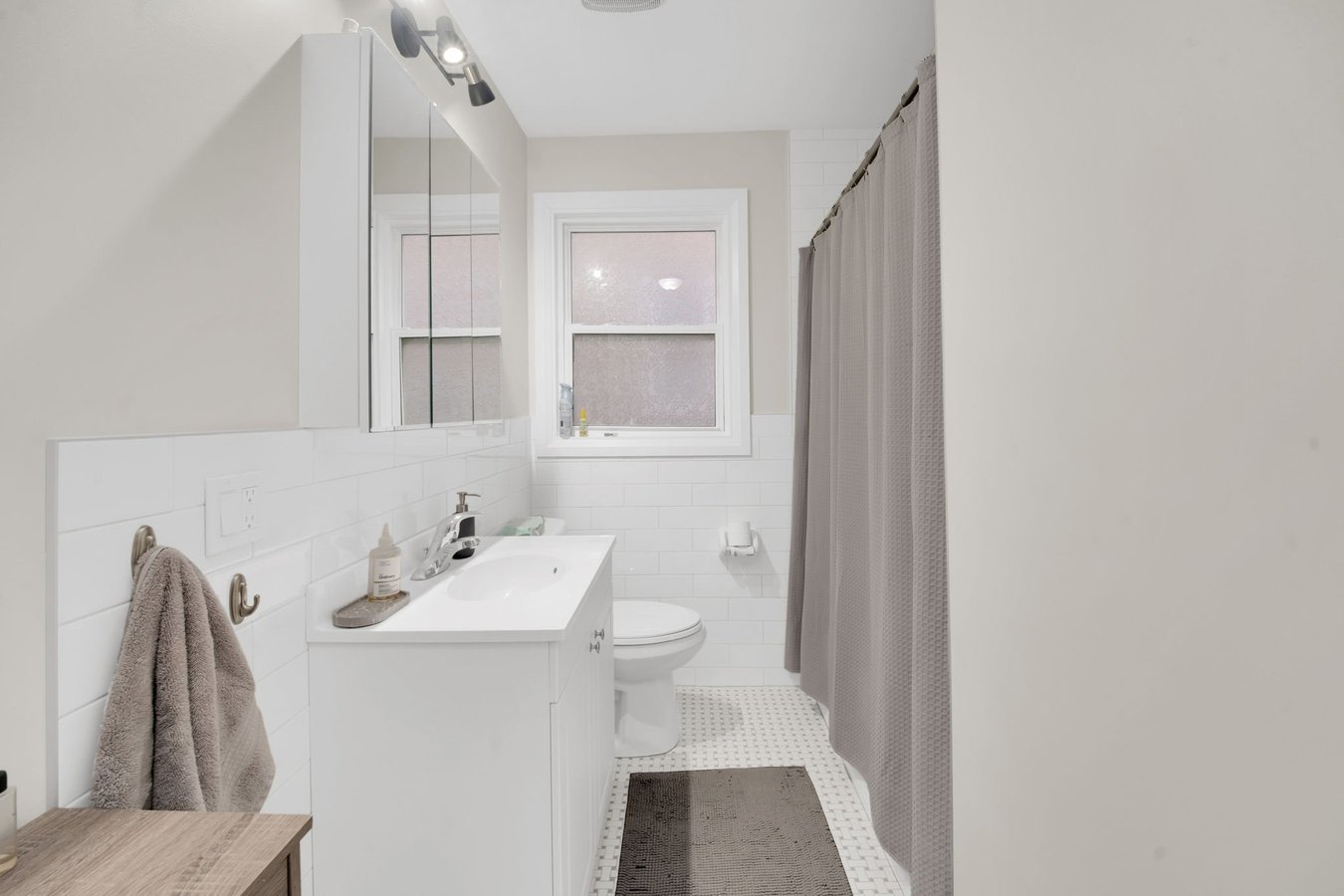 55 Thirty Eighth Street - Photo 8