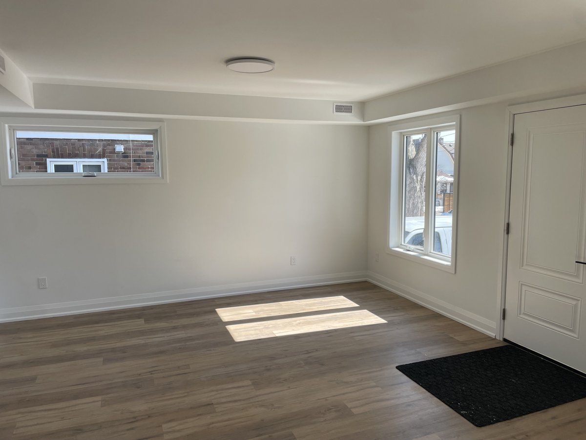 150 Melrose Street - Photo 4
