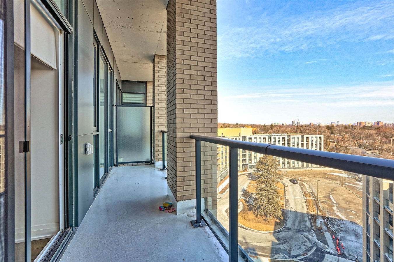 293 The Kingsway - Photo 12