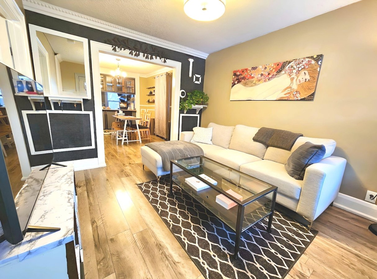 27 Simpson Avenue - Photo 3
