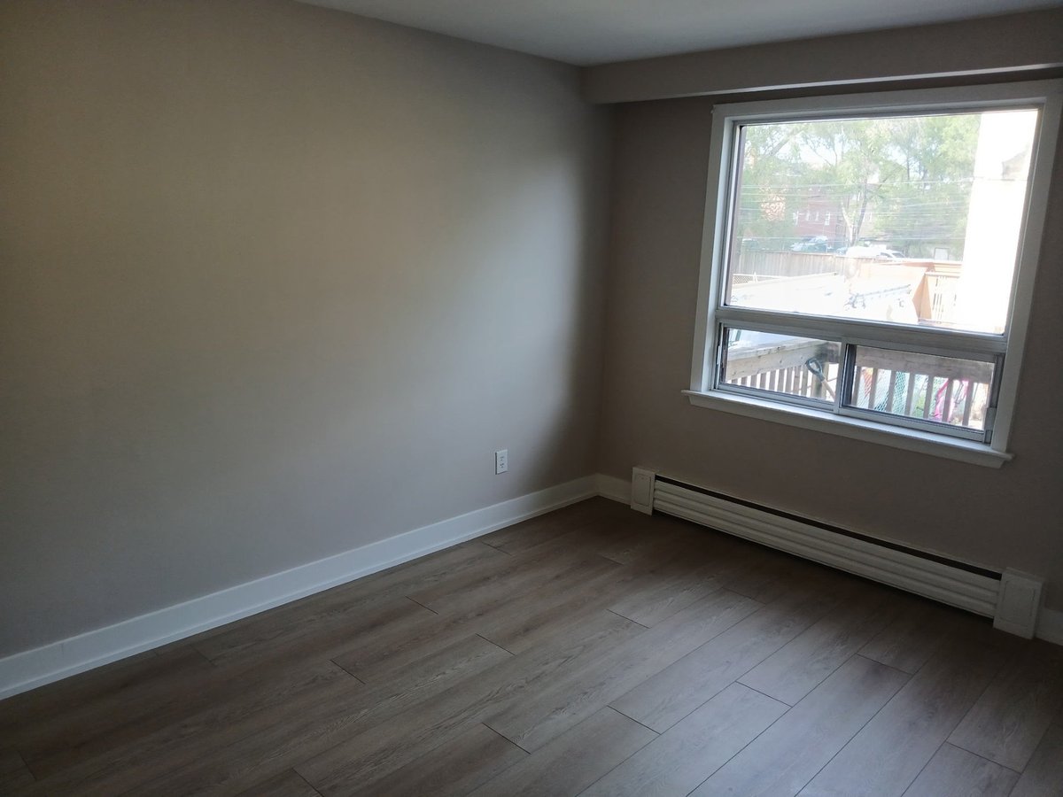 381 Royal York Road - Photo 5