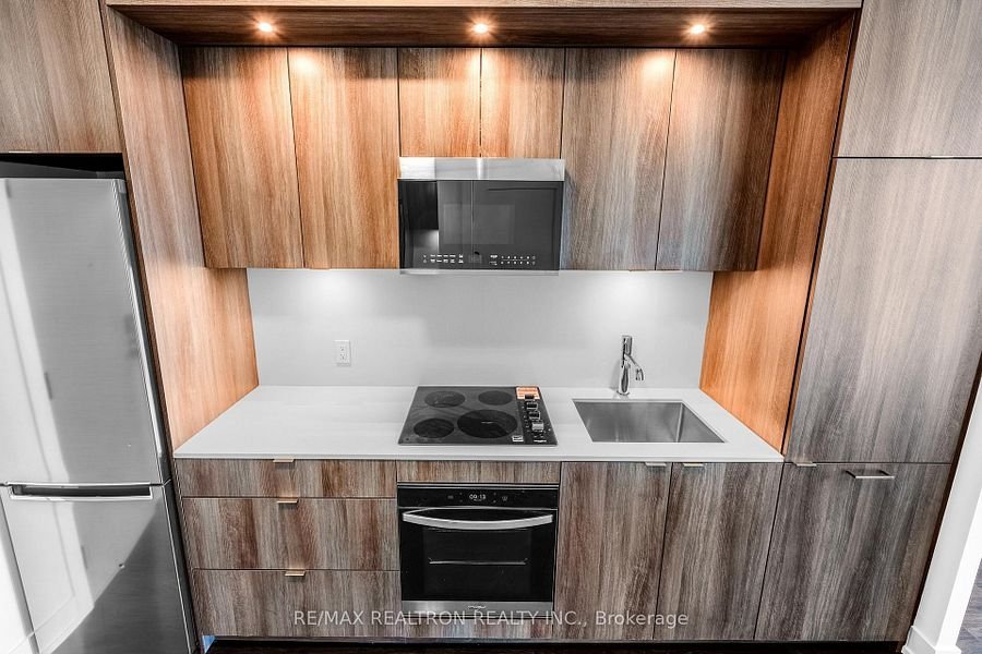 25 Cordova Avenue - Photo 3