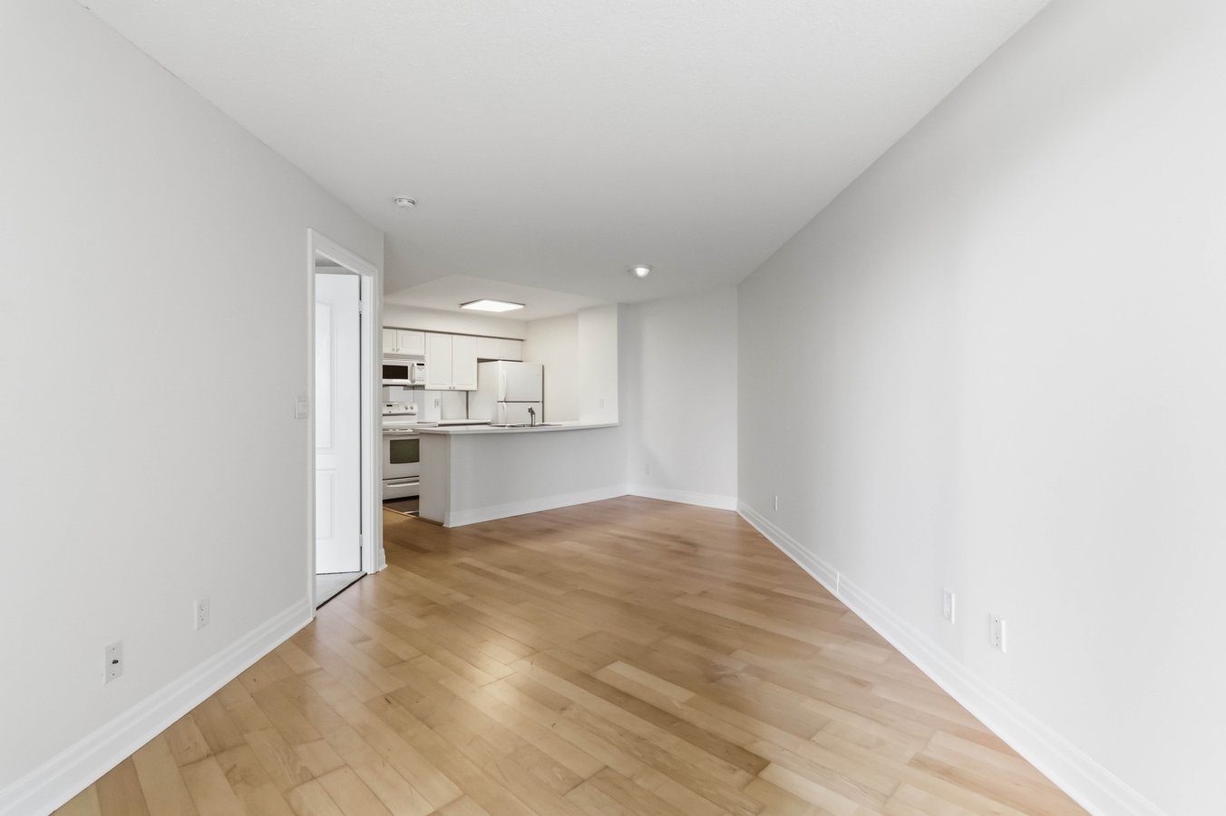 2121 Lake Shore Boulevard West - Photo 20