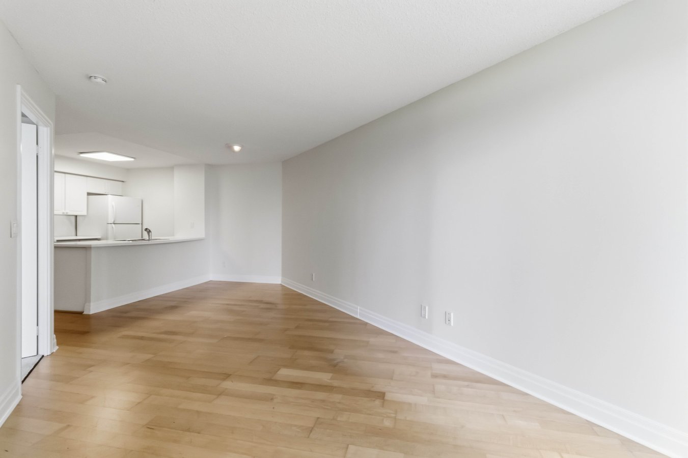 2121 Lake Shore Boulevard West - Photo 21