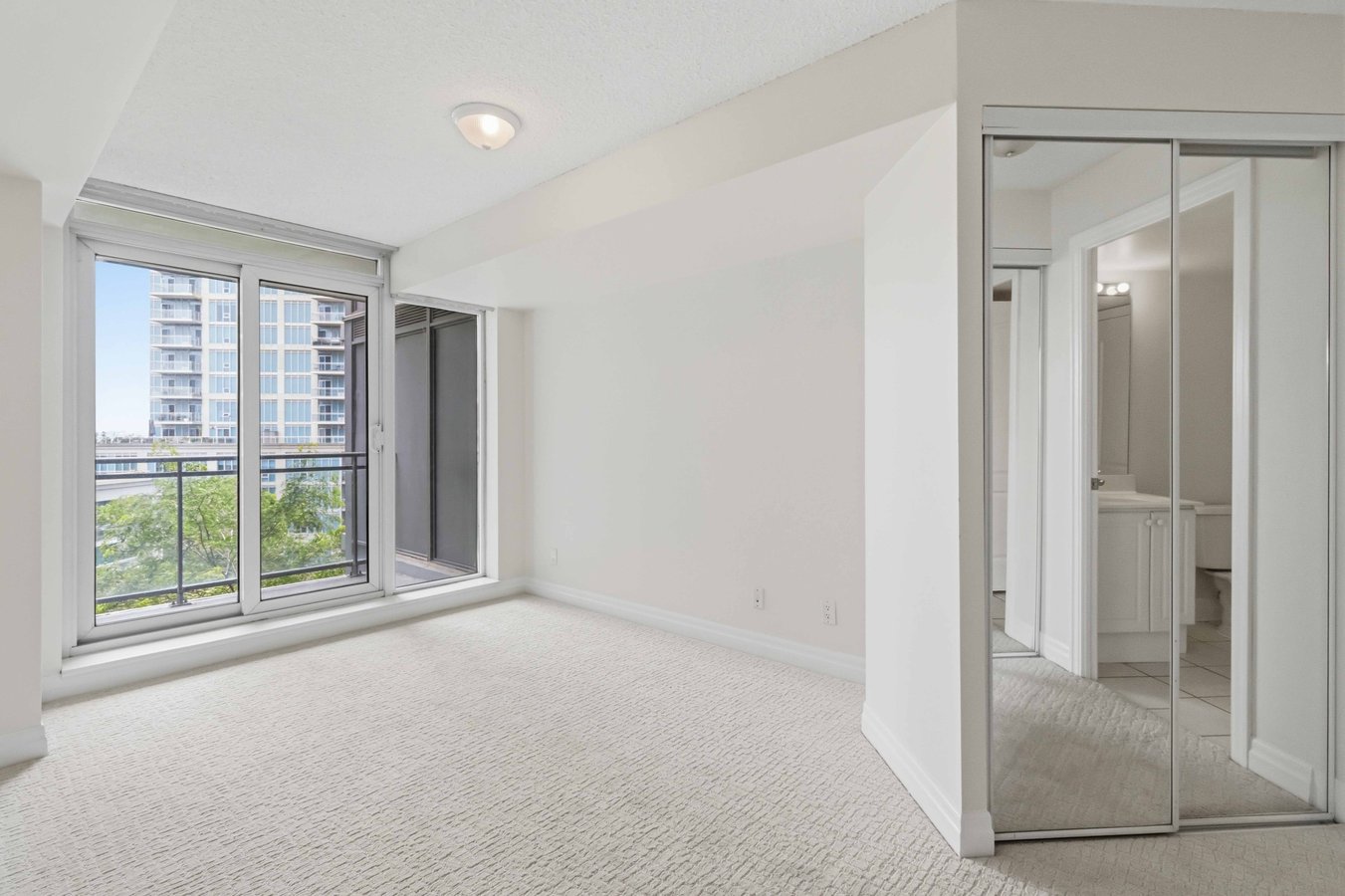 2121 Lake Shore Boulevard West - Photo 22