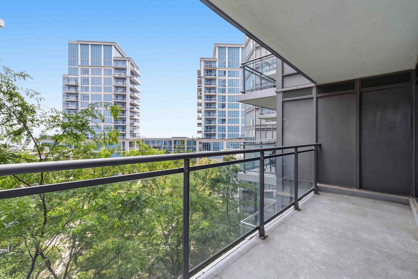 2121 Lake Shore Boulevard West - Photo 31