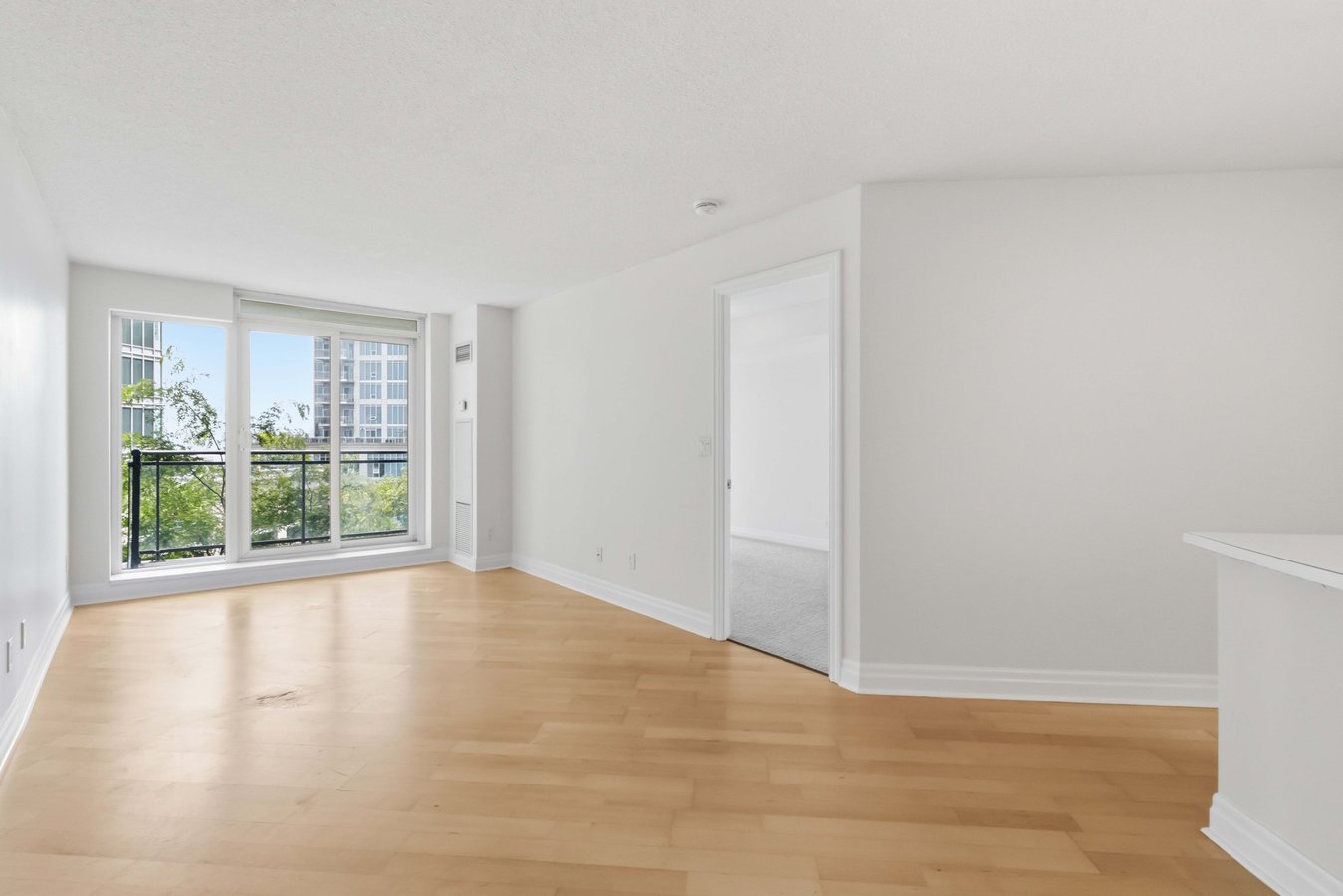 2121 Lake Shore Boulevard West - Photo 19
