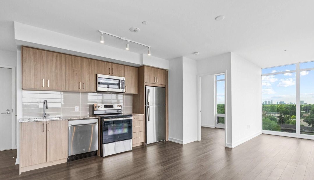 4010 Eglinton Avenue West - Photo 2