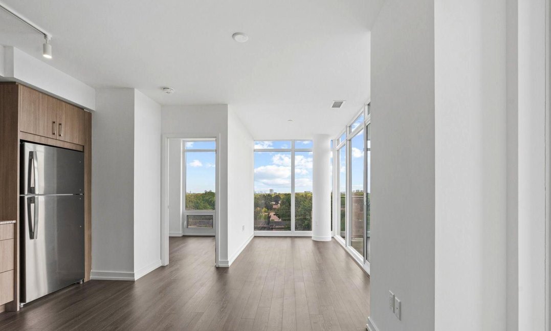 4010 Eglinton Avenue West - Photo 5