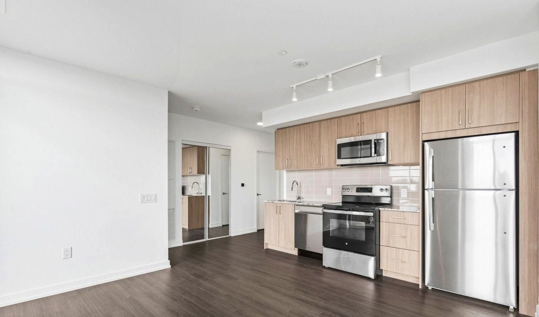 4010 Eglinton Avenue West - Photo 6