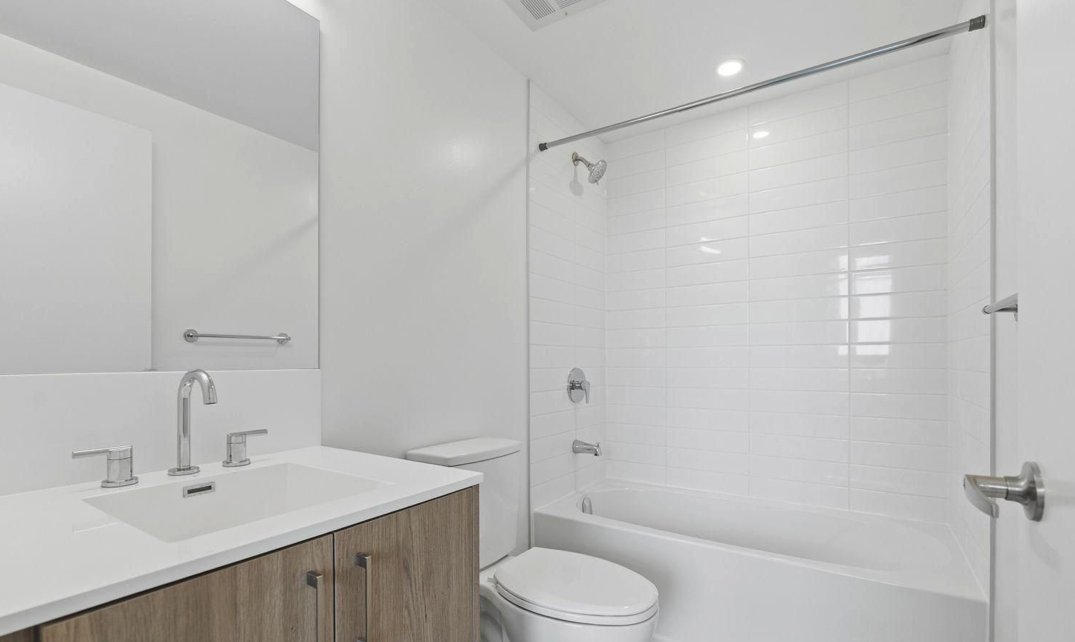 4010 Eglinton Avenue West - Photo 9