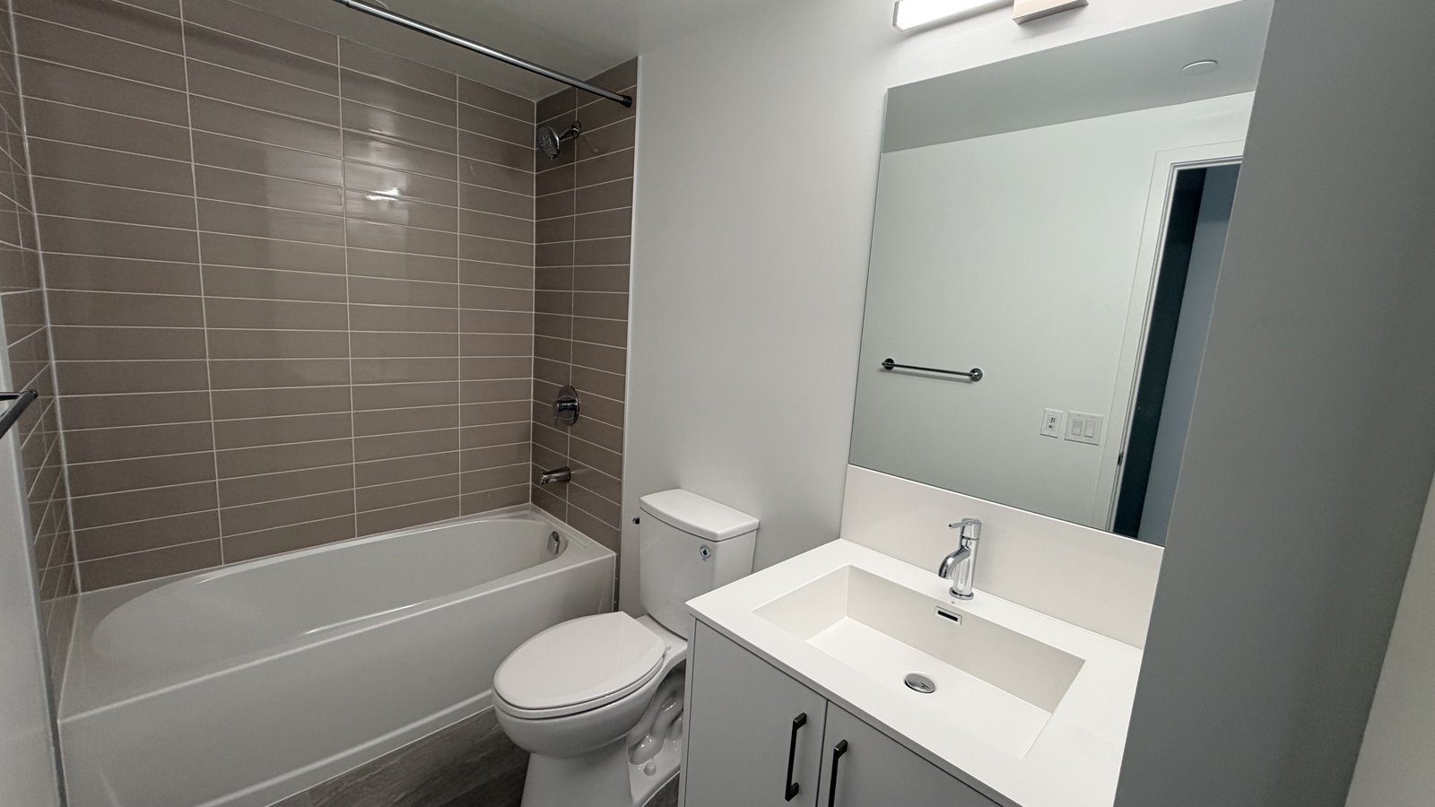4010 Eglinton Avenue West - Photo 31