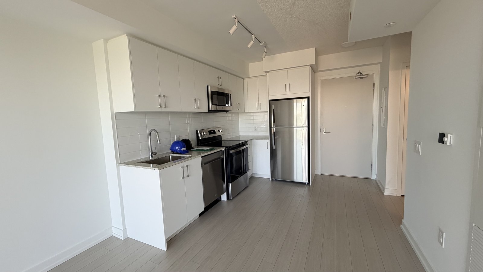 4010 Eglinton Avenue West - Photo 30