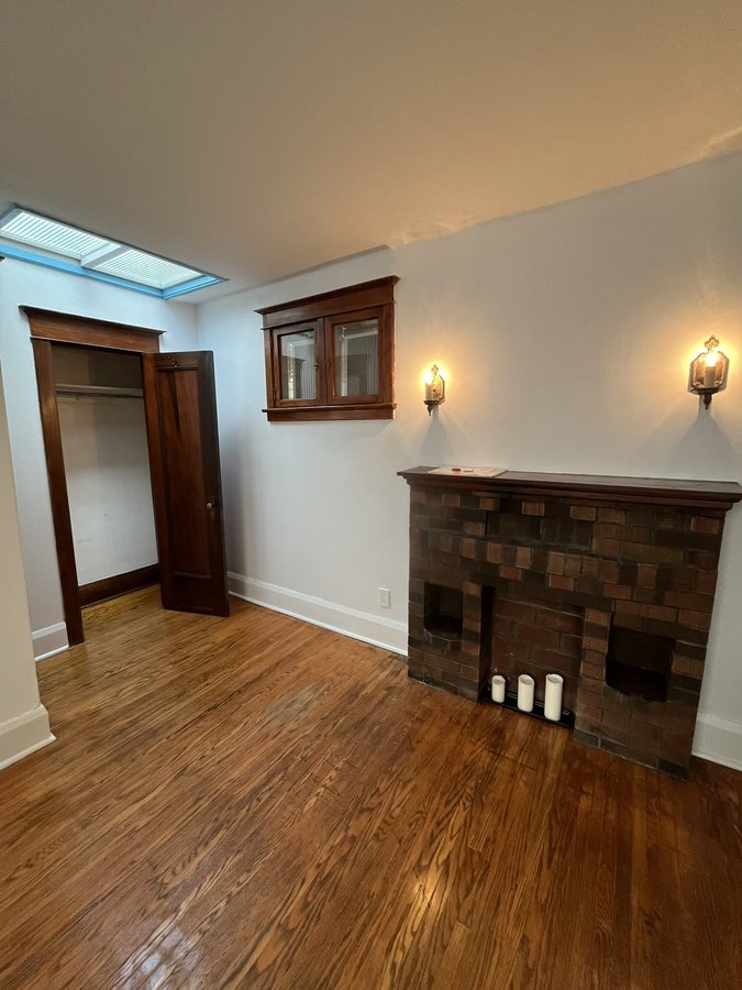 2867 Lake Shore Boulevard West - Photo 4