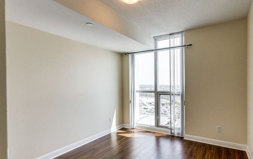 215 Sherway Gardens Road - Photo 7