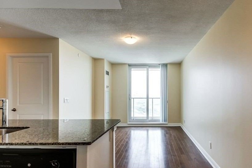 215 Sherway Gardens Road - Photo 9