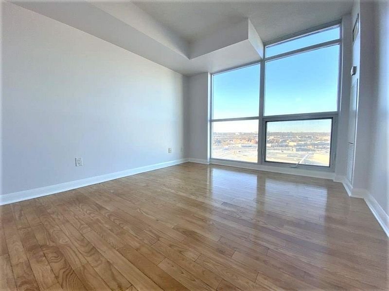 215 Sherway Gardens Road - Photo 6