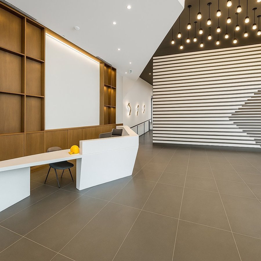 1037 The Queensway - Photo 6