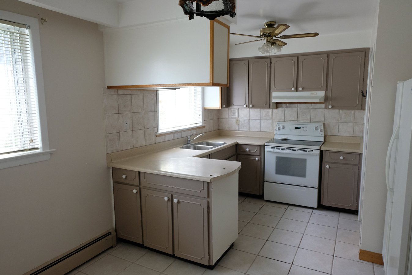 59 Woodcrest Drive - Photo 3