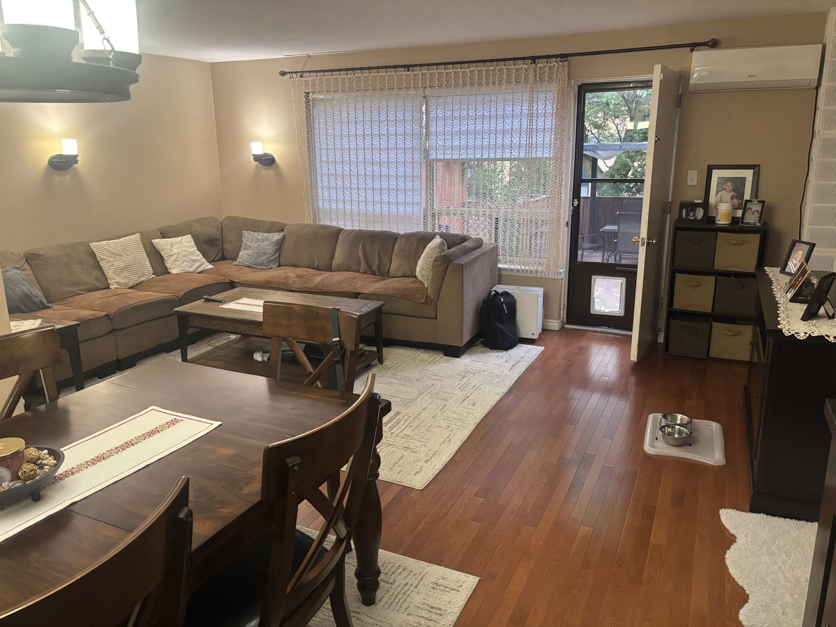 523 Rathburn Road - Photo 4