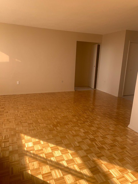 1875 Martin Grove Road - Photo 3