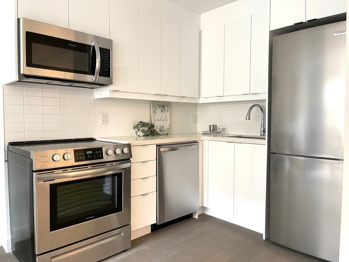 Rentals.ca Mimico Etobicoke Apartments, Condos and Houses For Rent